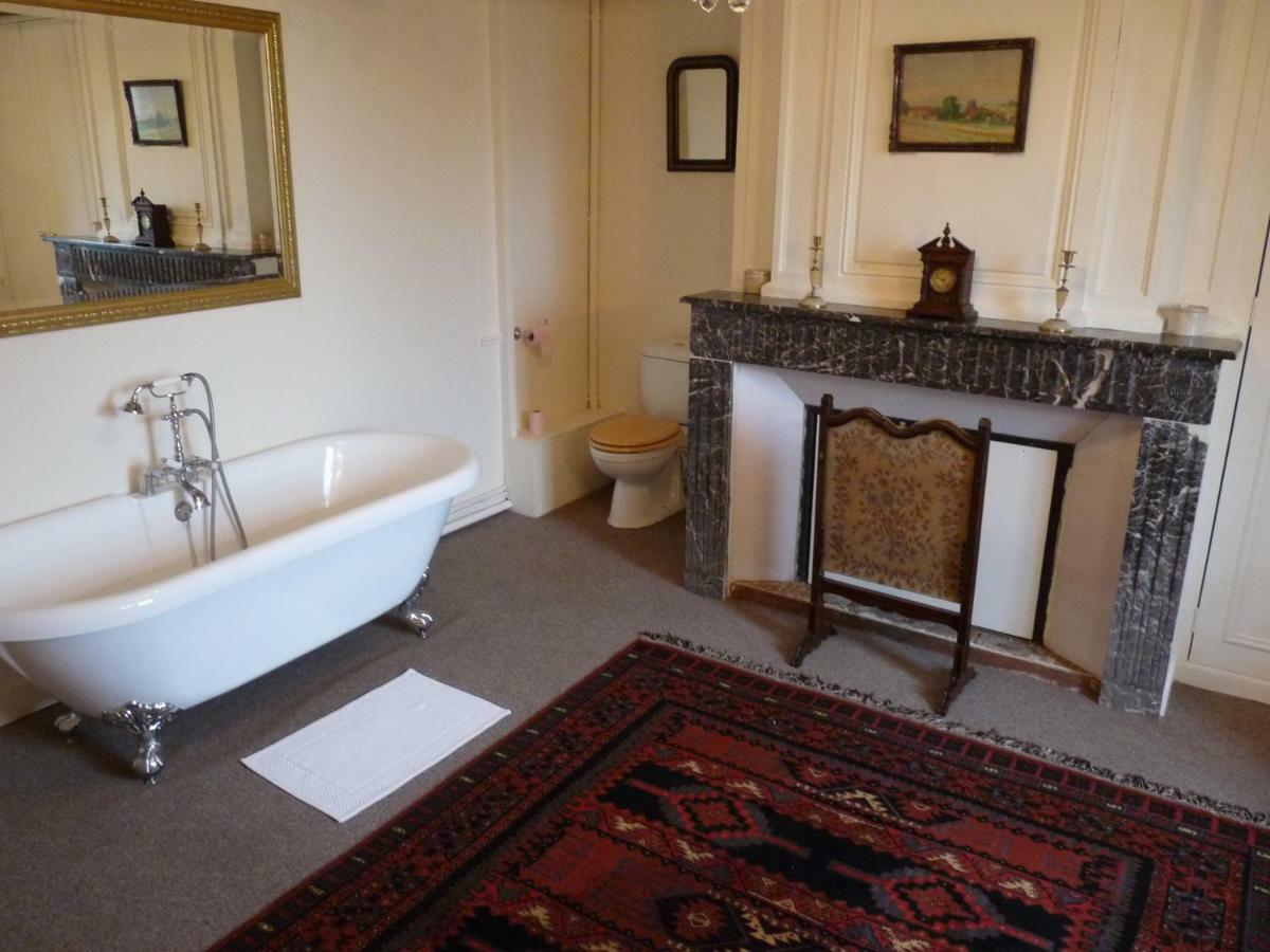 Chateau De Fleury La Foret Bed & Breakfast Igoville Luaran gambar